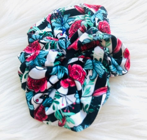 Sandworms Scrunchie