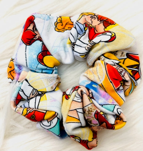 Thumbelina Scrunchie